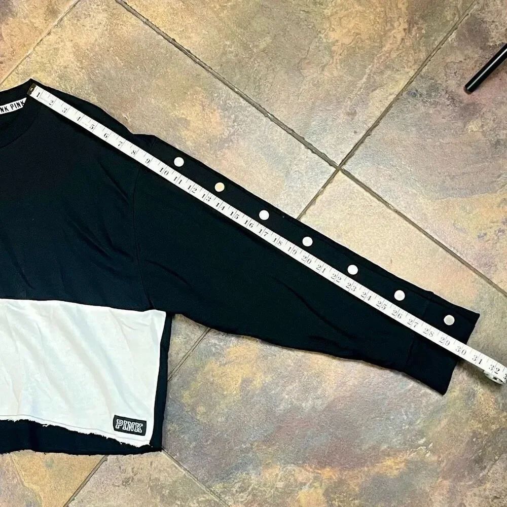 PINK Victoria’s Secret Color Block Cropped Sweatshirt Snap Sleeves Large - Picture 5 of 10